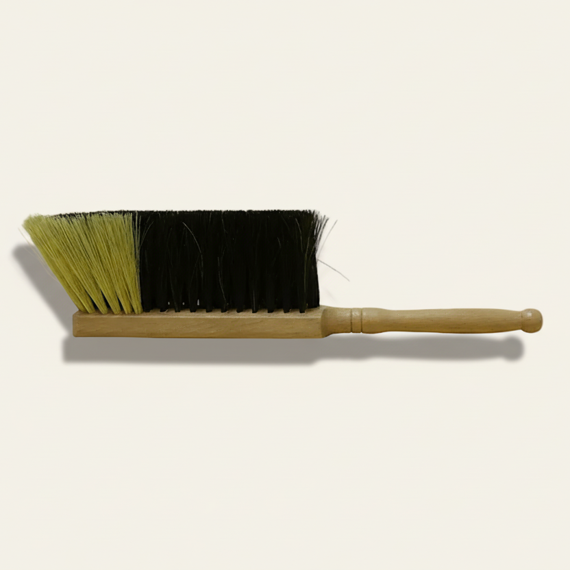 Handveger - blond paardenstaarthaar (gelakt eikenhout)