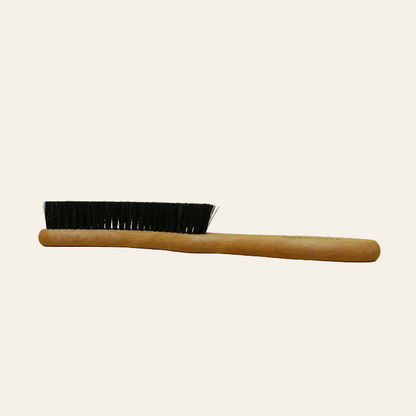 Hoedenborstel - zwart haar & geolied beukenhout (24 cm)
