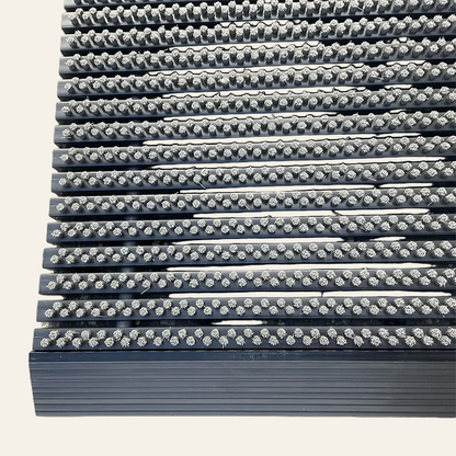 Outline grigio pure black deurmat - 50x80cm