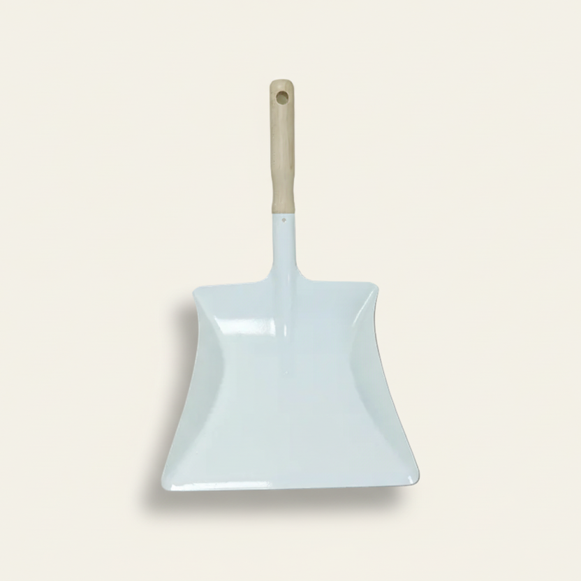 Stofblik wit - met houten handvat (klassiek)